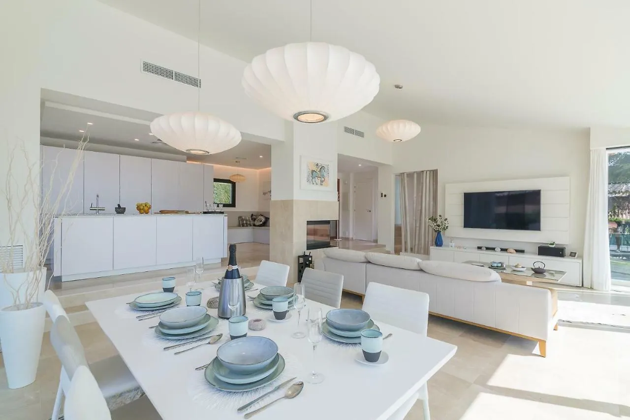Villa La Dolca By Rent Costa Brava カロンジェ